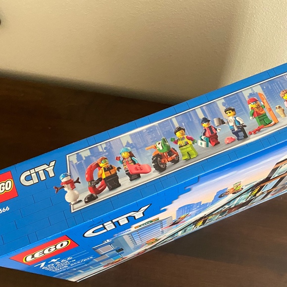 LEGO Ski Set -NEW BOX NEVER OPENED - Picture 7 of 9